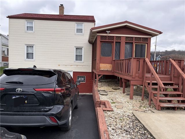 2022 Gordon Avenue, Mckeesport, PA 15132
