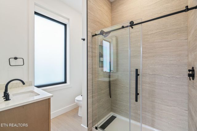 7808 S Northshore Drive, Knoxville, TN 37919