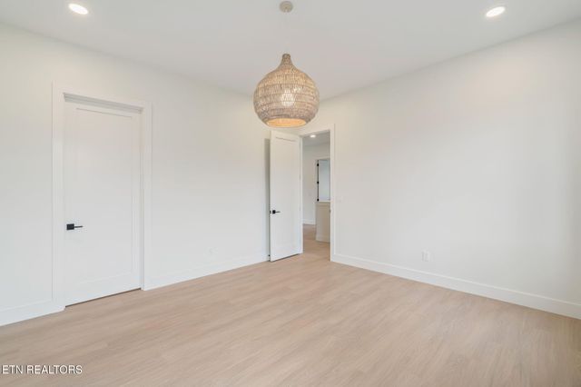 7808 S Northshore Drive, Knoxville, TN 37919