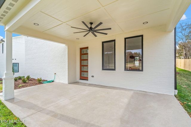 7808 S Northshore Drive, Knoxville, TN 37919