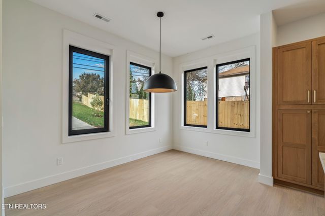 7808 S Northshore Drive, Knoxville, TN 37919