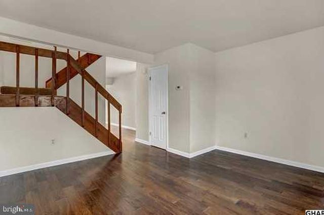 221 N DUKE ST, Hummelstown, PA 17036