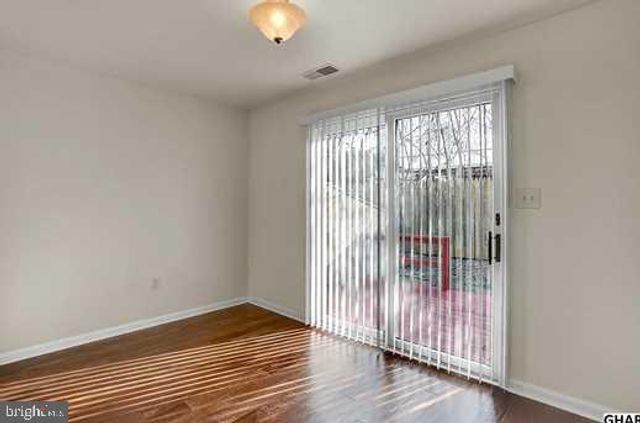 221 N DUKE ST, Hummelstown, PA 17036