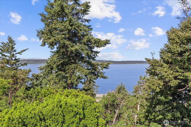 715 Onamac Way, Camano Island, WA 98282