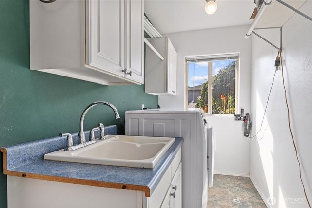 715 Onamac Way, Camano Island, WA 98282