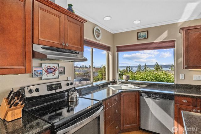 715 Onamac Way, Camano Island, WA 98282