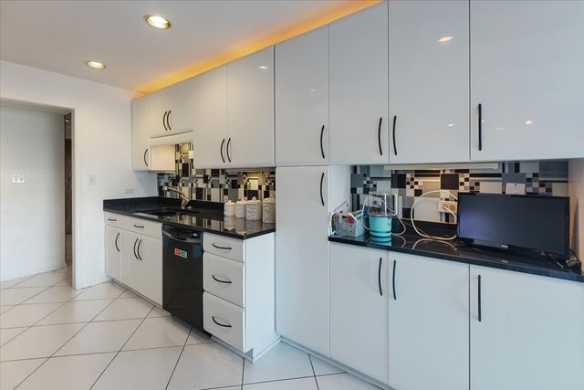 4757 Howard Street 205, Skokie, IL 60076