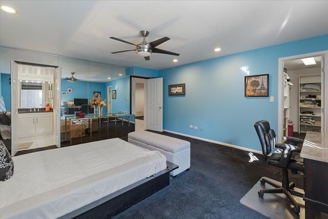 4757 Howard Street 205, Skokie, IL 60076