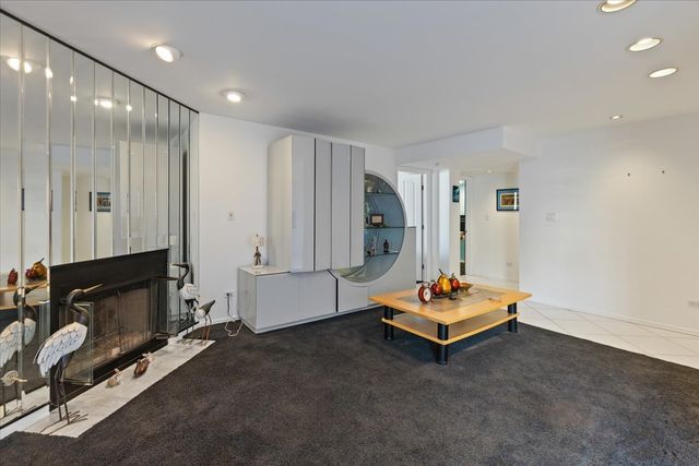 4757 Howard Street 205, Skokie, IL 60076