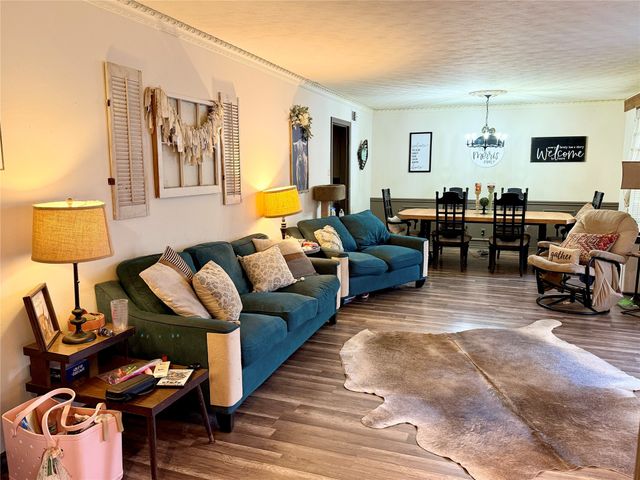 1909 Robin Lane, Garland, TX 75042