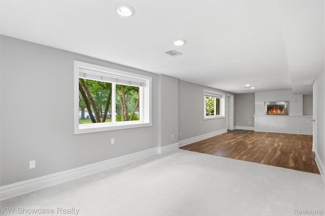 804 Bonita Drive, White Lake Charter Township, MI 48383