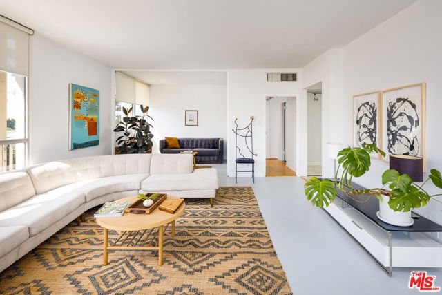 4411 Los Feliz Boulevard 307, Los Angeles, CA 90027