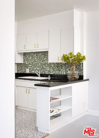 4411 Los Feliz Boulevard 307, Los Angeles, CA 90027