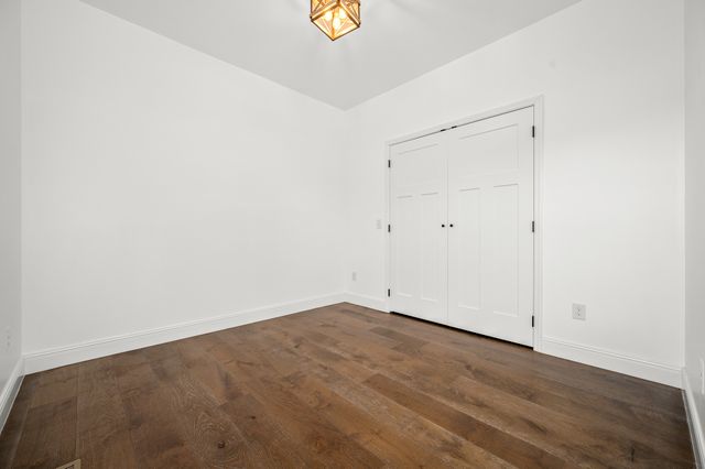 28 Henderson Rd, Lynchburg, TN 37352