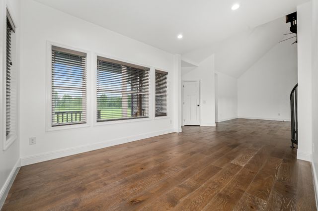 28 Henderson Rd, Lynchburg, TN 37352