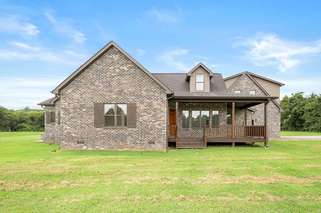 28 Henderson Rd, Lynchburg, TN 37352