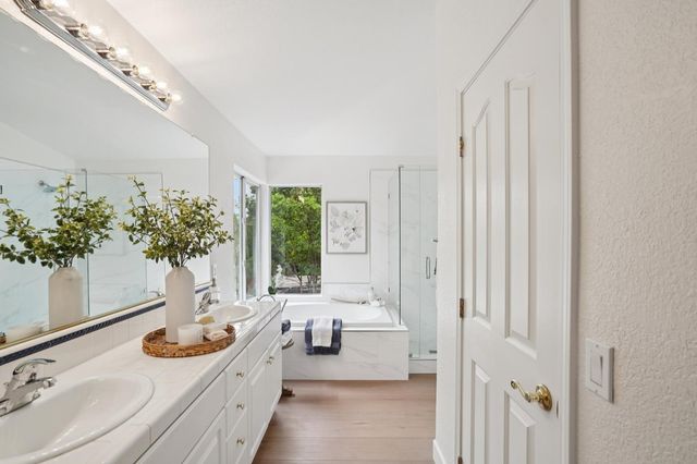 1587 Palatia Dr, Roseville, CA 95661