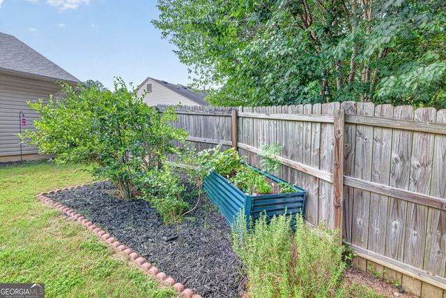1429 Silvergate Way, Winder, GA 30680