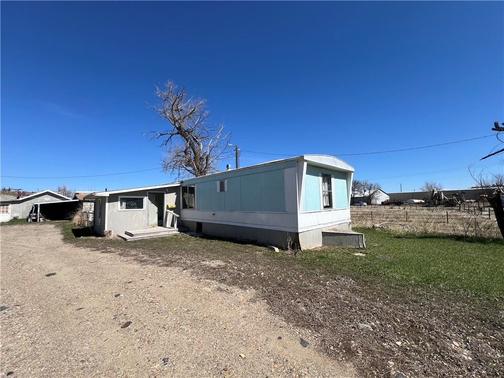 410 4th Street E, Roundup, MT 59072 photo 13