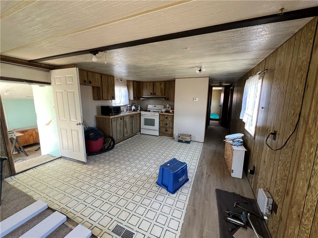 410 4th Street E, Roundup, MT 59072 photo 15