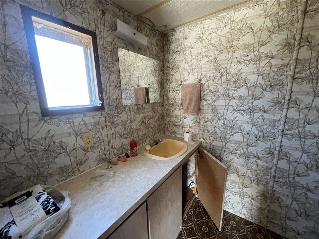 410 4th Street E, Roundup, MT 59072 photo 19