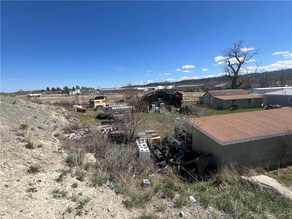 410 4th Street E, Roundup, MT 59072 photo 31