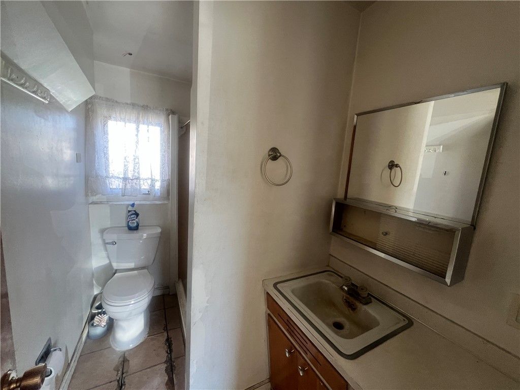 410 4th Street E, Roundup, MT 59072 photo 6