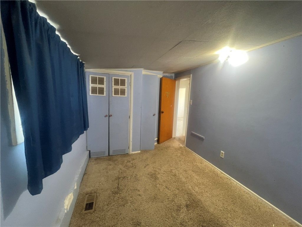410 4th Street E, Roundup, MT 59072 photo 8
