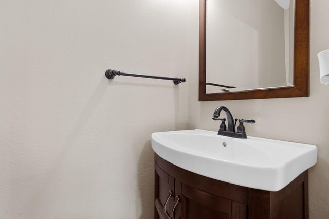 2407 Wagon Run, Sugar Land, TX 77479