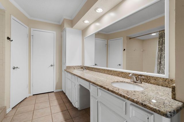 2407 Wagon Run, Sugar Land, TX 77479