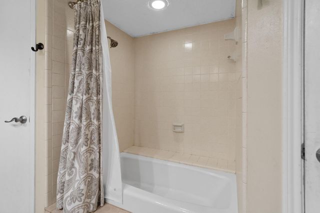 2407 Wagon Run, Sugar Land, TX 77479