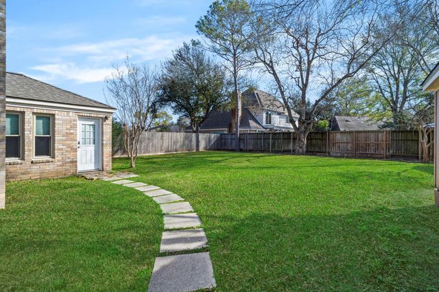 2407 Wagon Run, Sugar Land, TX 77479