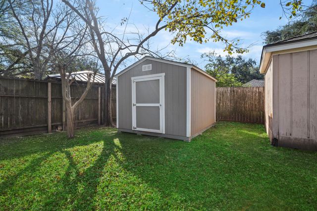 2407 Wagon Run, Sugar Land, TX 77479