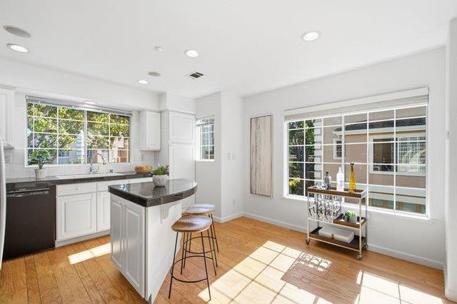 213 Moresby Lane, Redwood City, CA 94063