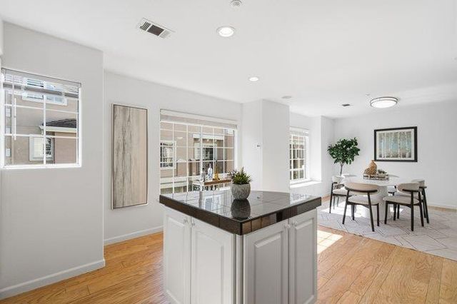 213 Moresby Lane, Redwood City, CA 94063