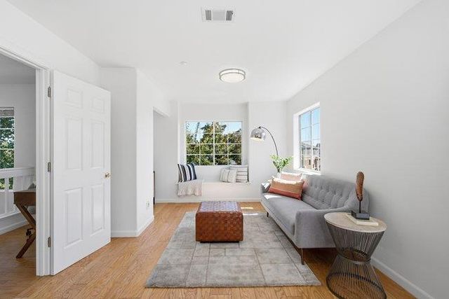 213 Moresby Lane, Redwood City, CA 94063