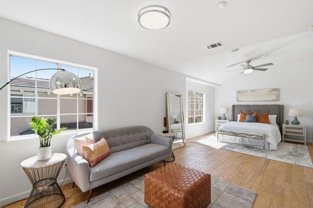 213 Moresby Lane, Redwood City, CA 94063