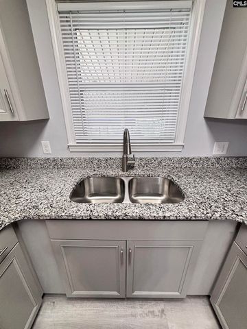 401 Ravenscroft Road, West Columbia, SC 29172