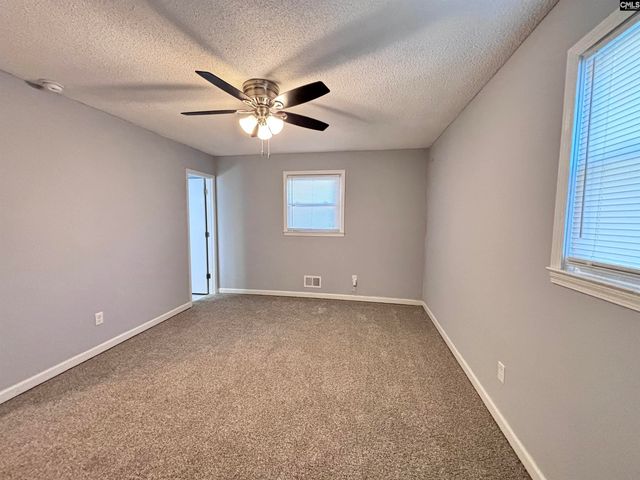 401 Ravenscroft Road, West Columbia, SC 29172