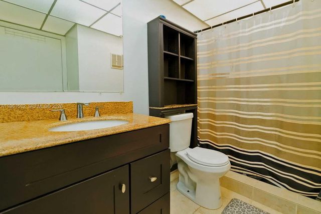 921 NE 199th St 107, Miami, FL 33179