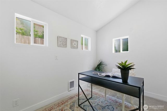 1211 NE McWilliams, Bremerton, WA 98311