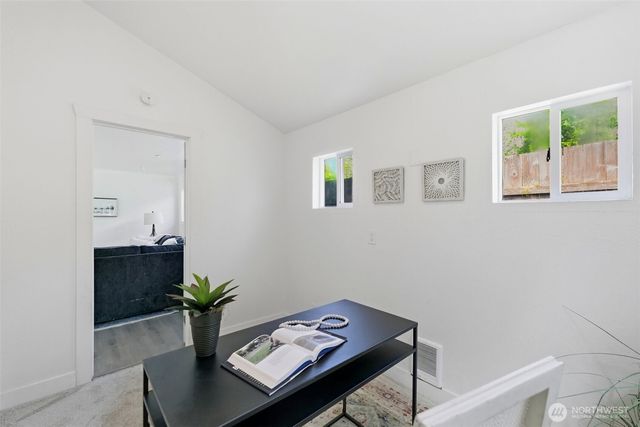 1211 NE McWilliams, Bremerton, WA 98311