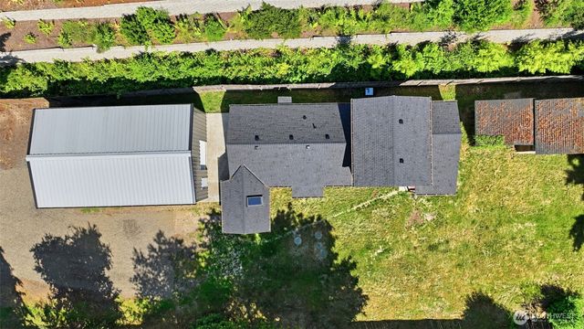 1211 NE McWilliams, Bremerton, WA 98311