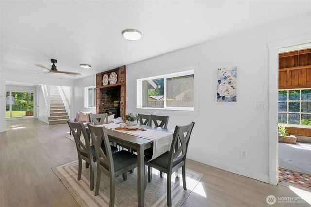 1211 NE McWilliams, Bremerton, WA 98311