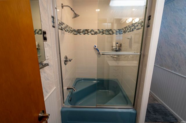 1000 Berkley Road, Lafayette, IN 47904