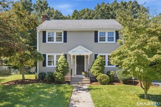 23 Hoffman Road, Manchester, CT 06042