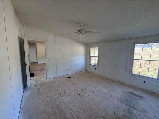 196 Westmoreland Meadows Drive, Cleveland, GA 30528