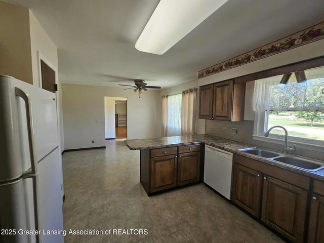 101 Rancho Street, Eaton Rapids, MI 48827