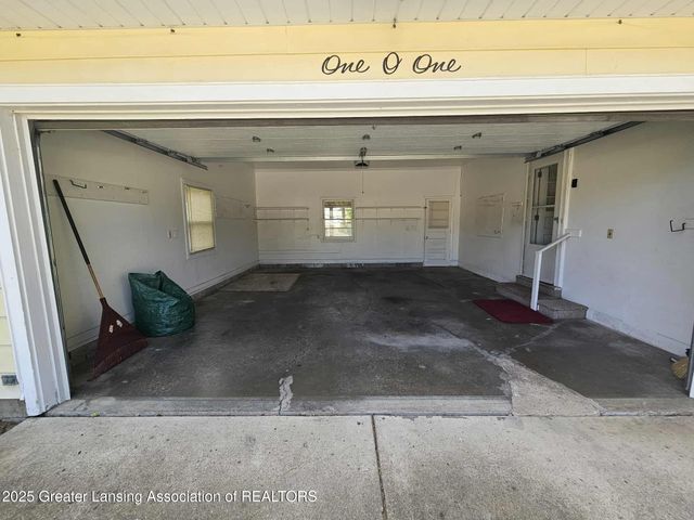 101 Rancho Street, Eaton Rapids, MI 48827