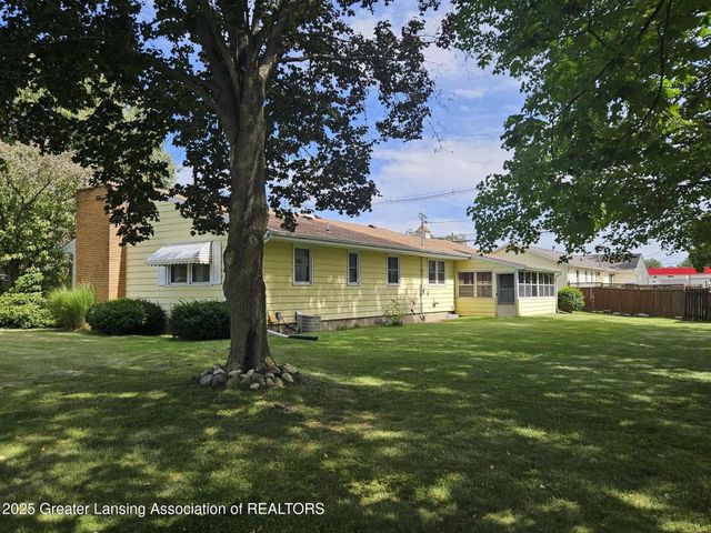 101 Rancho Street, Eaton Rapids, MI 48827